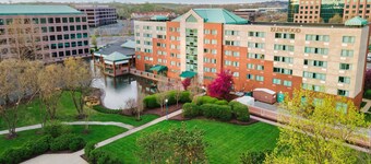 Elimwood Hotel, a Ramada by Wyndham