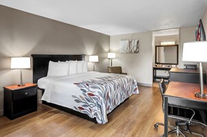 Desk, blackout drapes, iron/ironing board, free cribs/infant beds