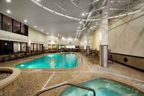 Indoor pool, sun loungers