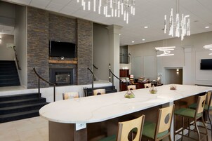 Dinner served, Italian cuisine