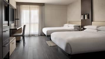 Pillowtop beds, in-room safe, desk, laptop workspace