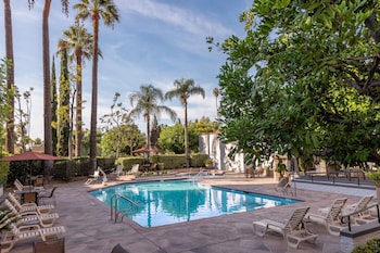 Marriott Riverside at the Convention Center