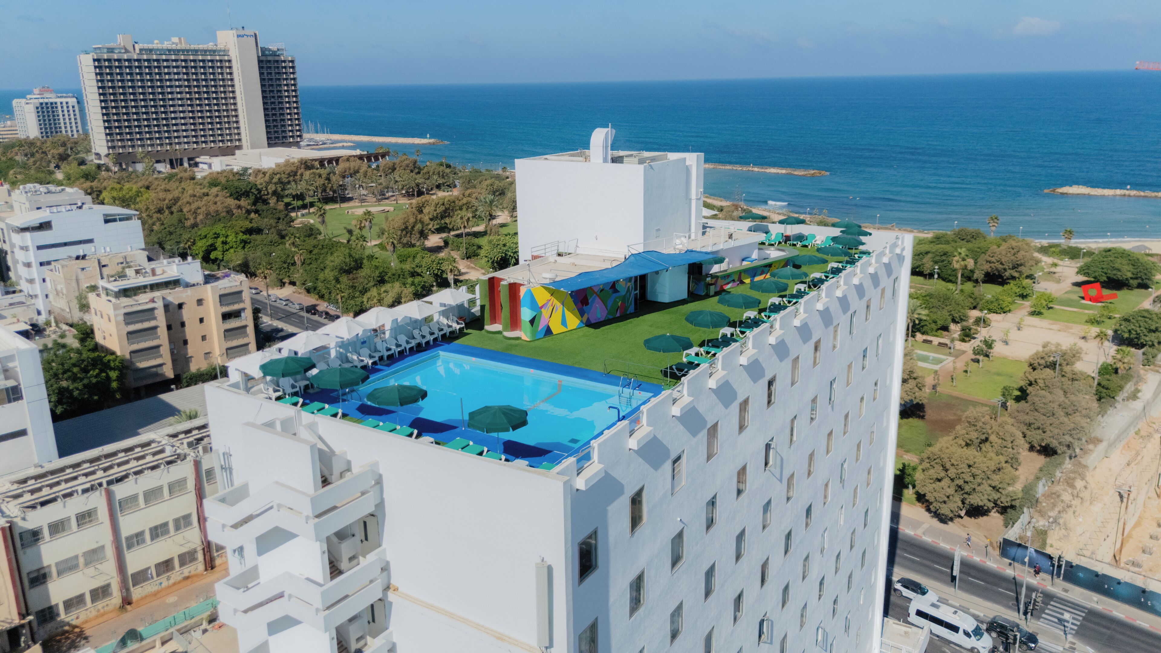 Photo - Grand Beach Hotel