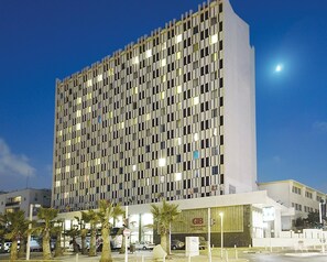 Grand Beach Hotel Reviews, Deals & Photos 2023 - Expedia