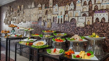 Aperto a colazione e cena