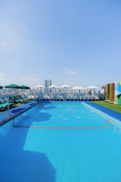 Grand Beach Hotel