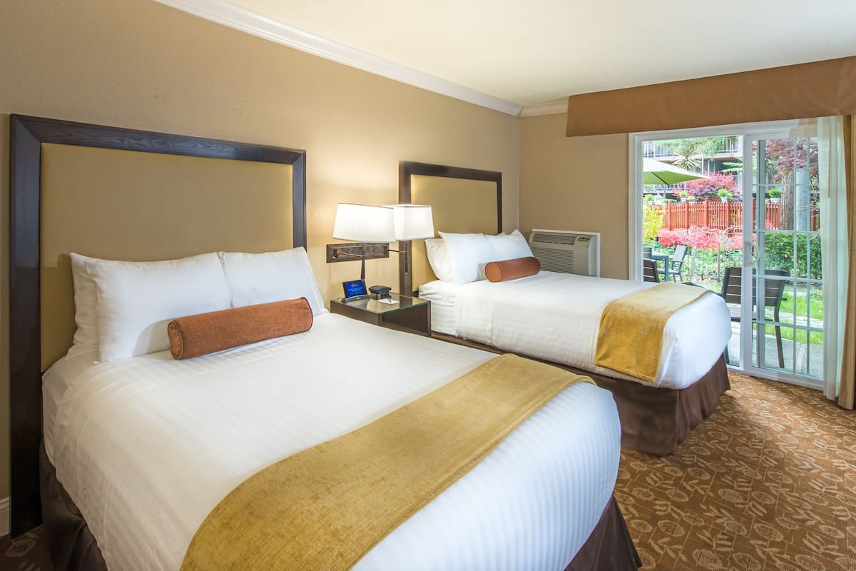Down duvets, in-room safe, laptop workspace, blackout curtains