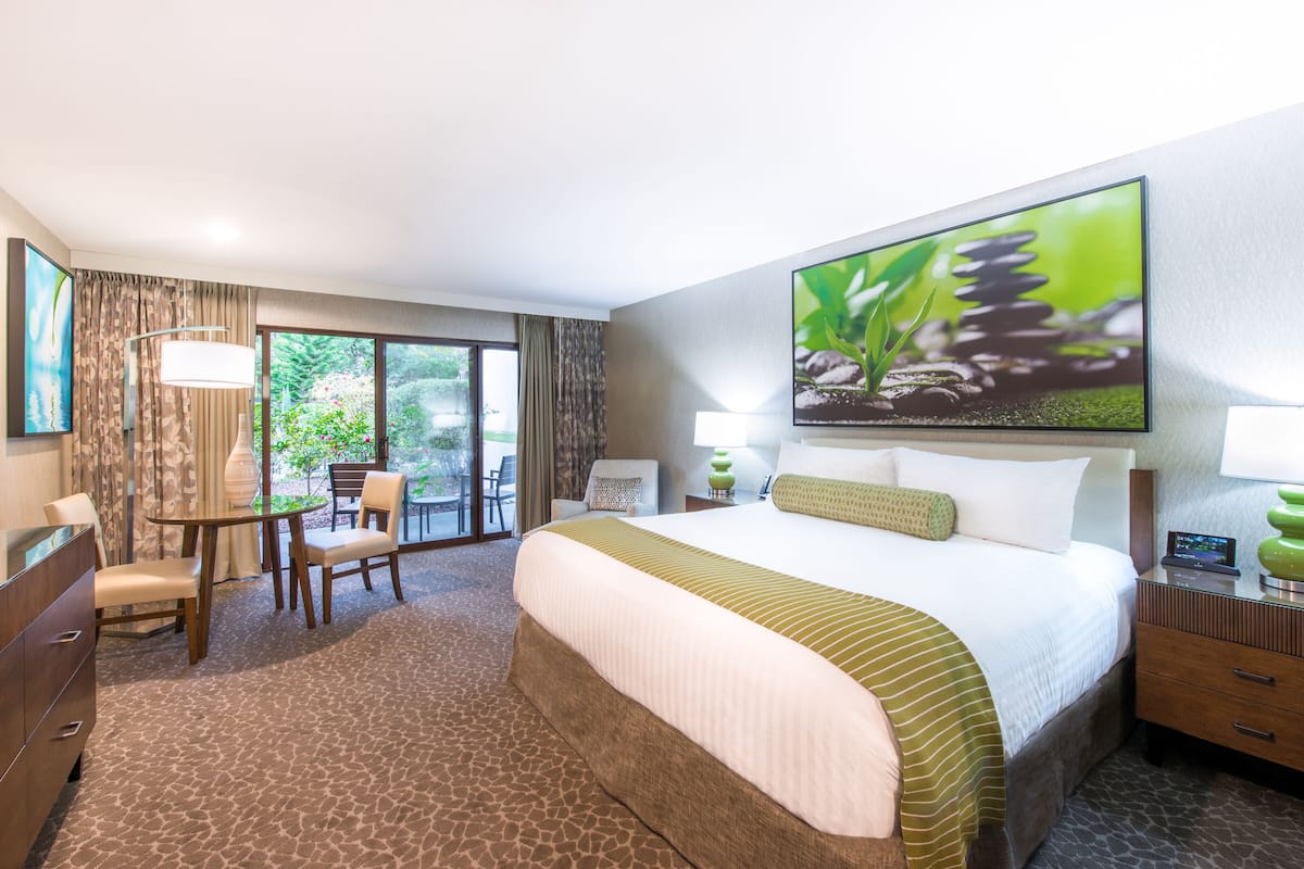 Down duvets, in-room safe, laptop workspace, blackout curtains