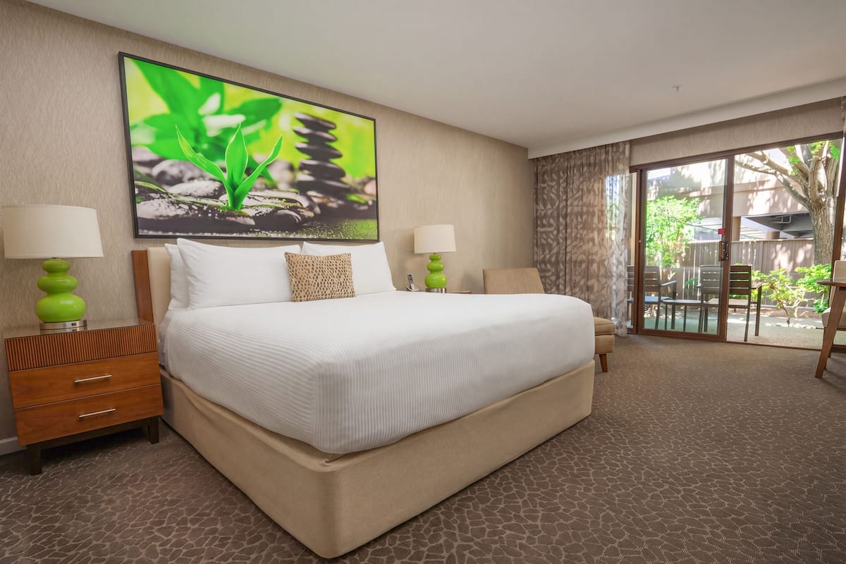 Down comforters, in-room safe, laptop workspace, blackout drapes