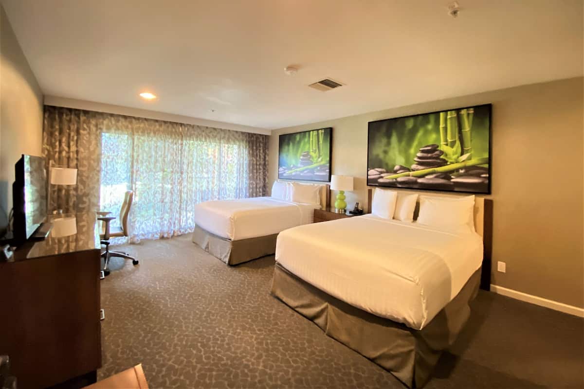Down duvets, in-room safe, laptop workspace, blackout curtains