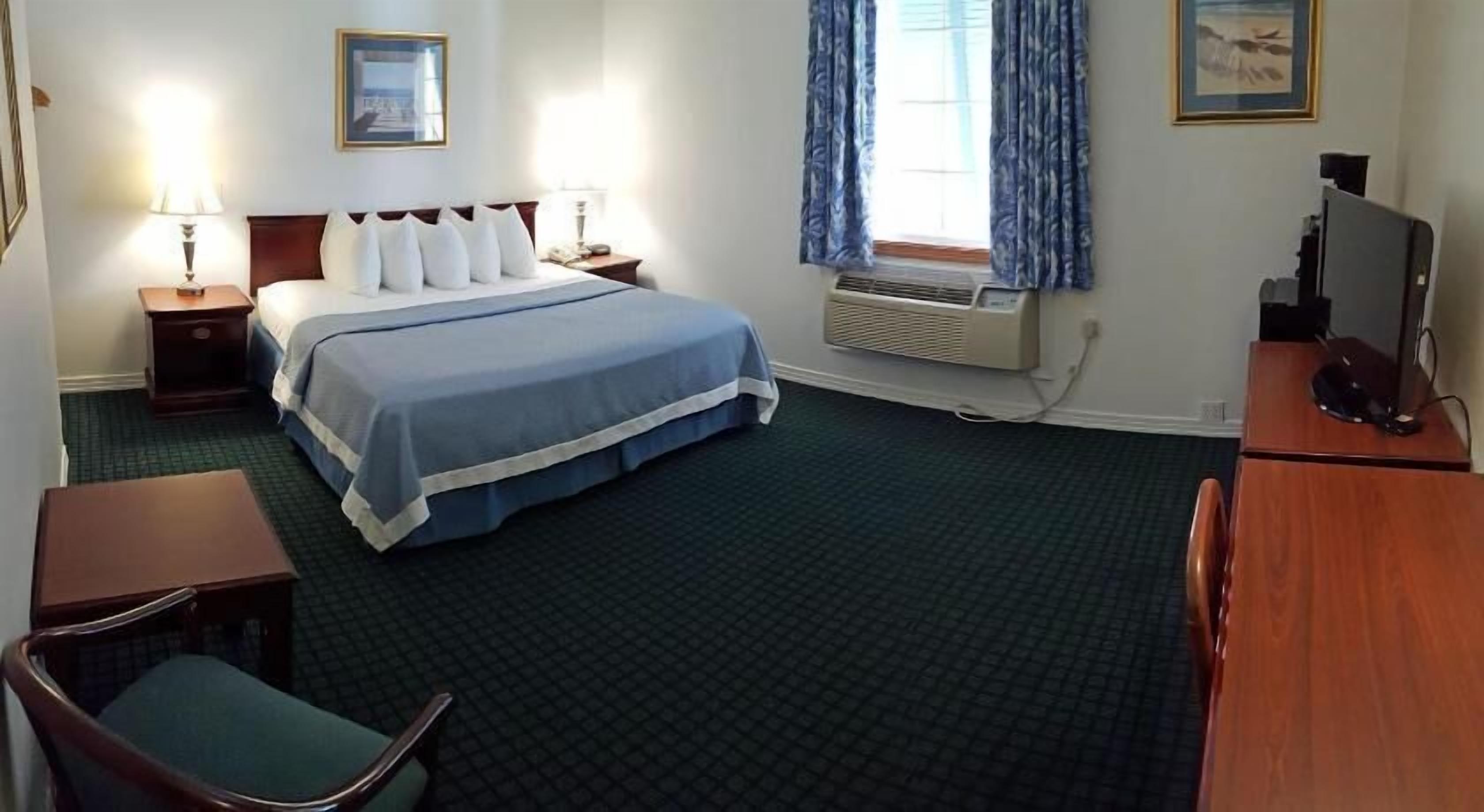 In-room safe, blackout drapes, iron/ironing board