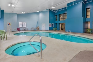Una piscina techada