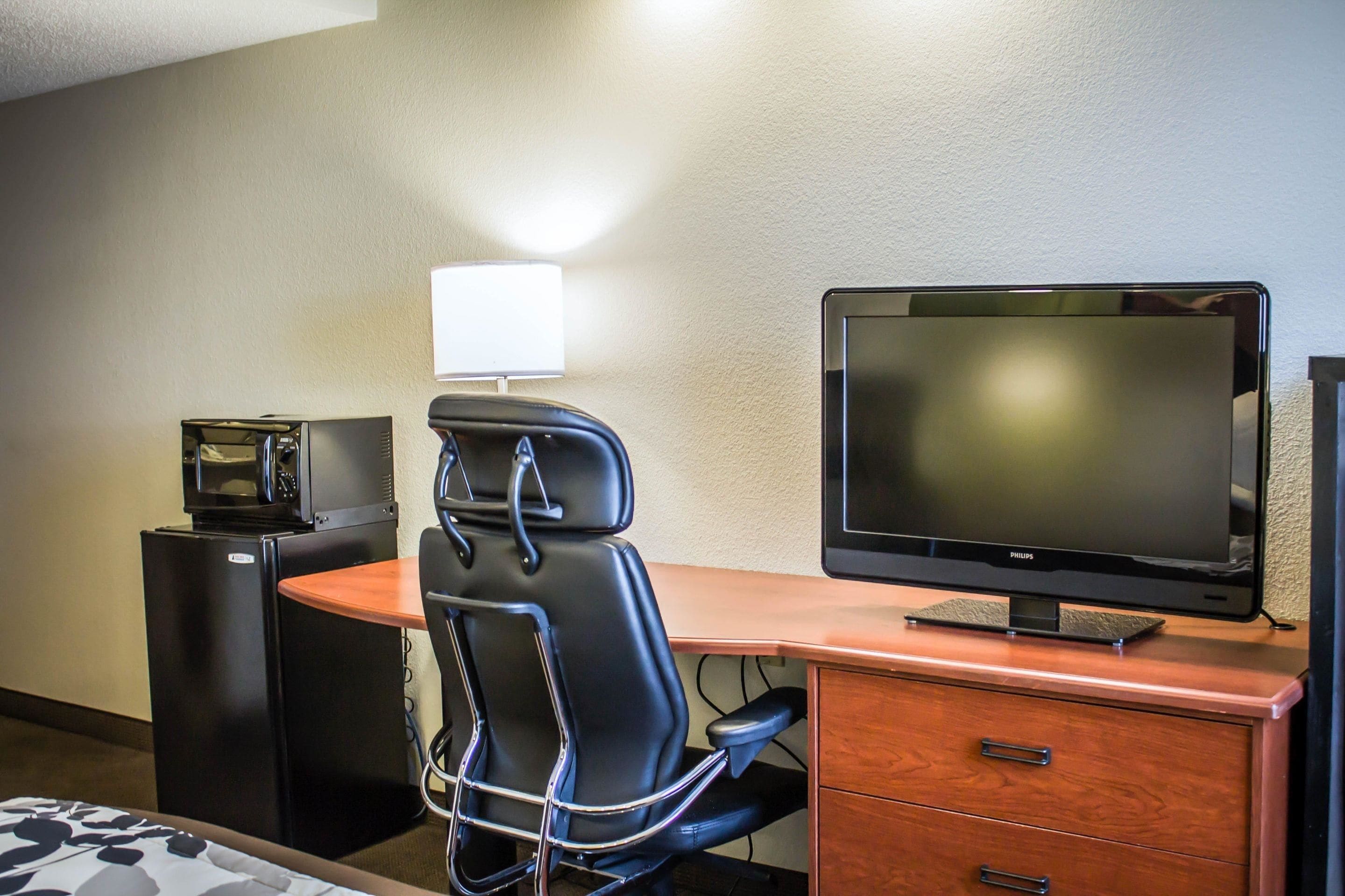 in-room safe, desk, iron/ironing board, free cots/infant beds