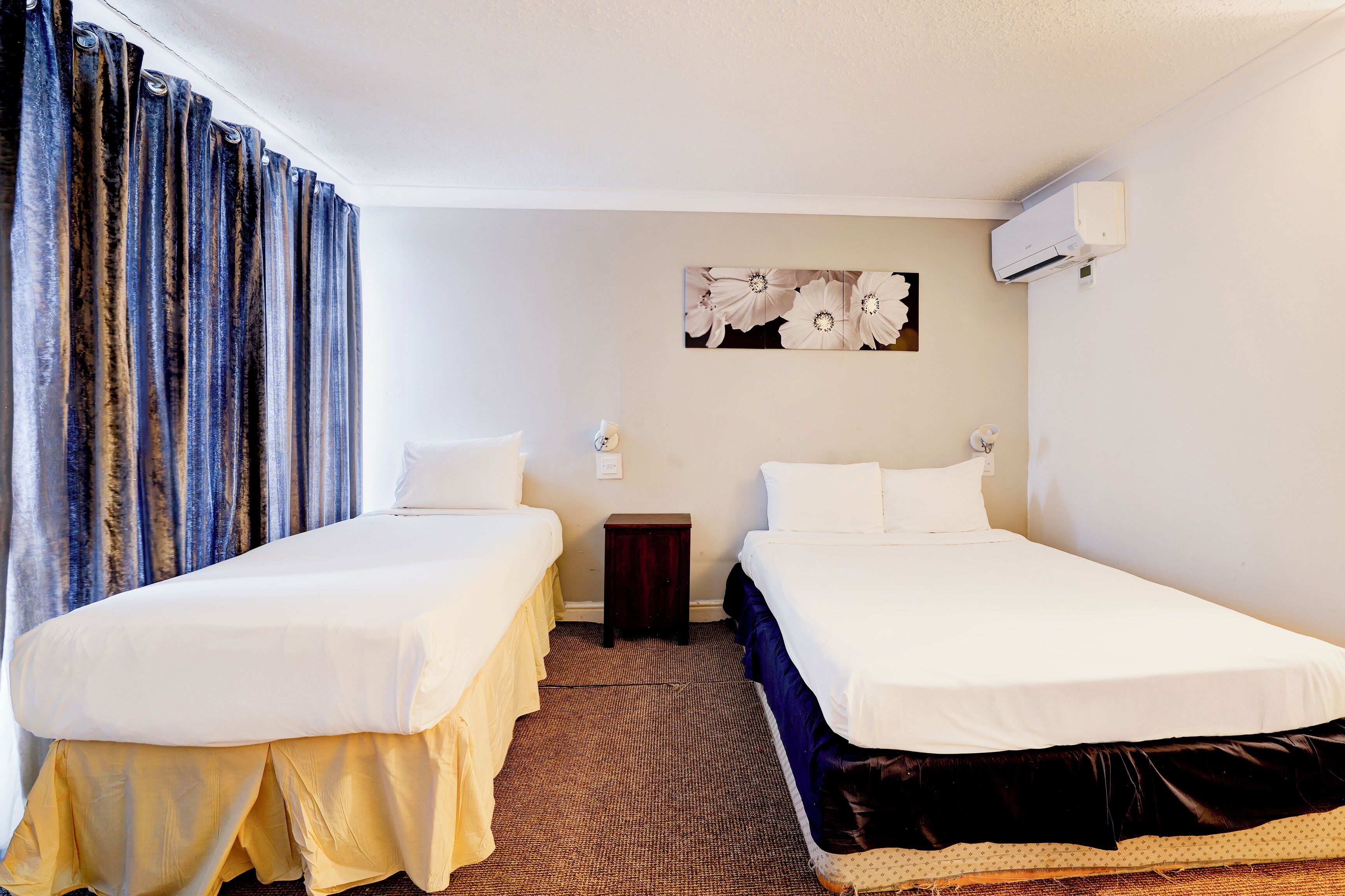 1 bedroom, desk, free WiFi, bed sheets