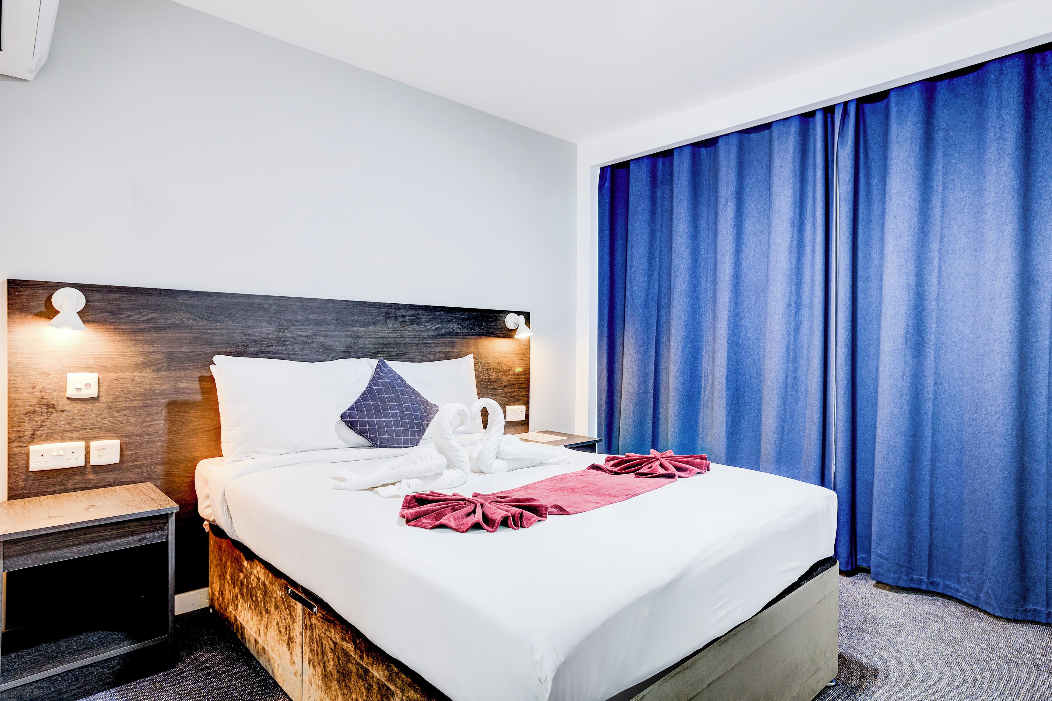 1 bedroom, desk, free WiFi, bed sheets