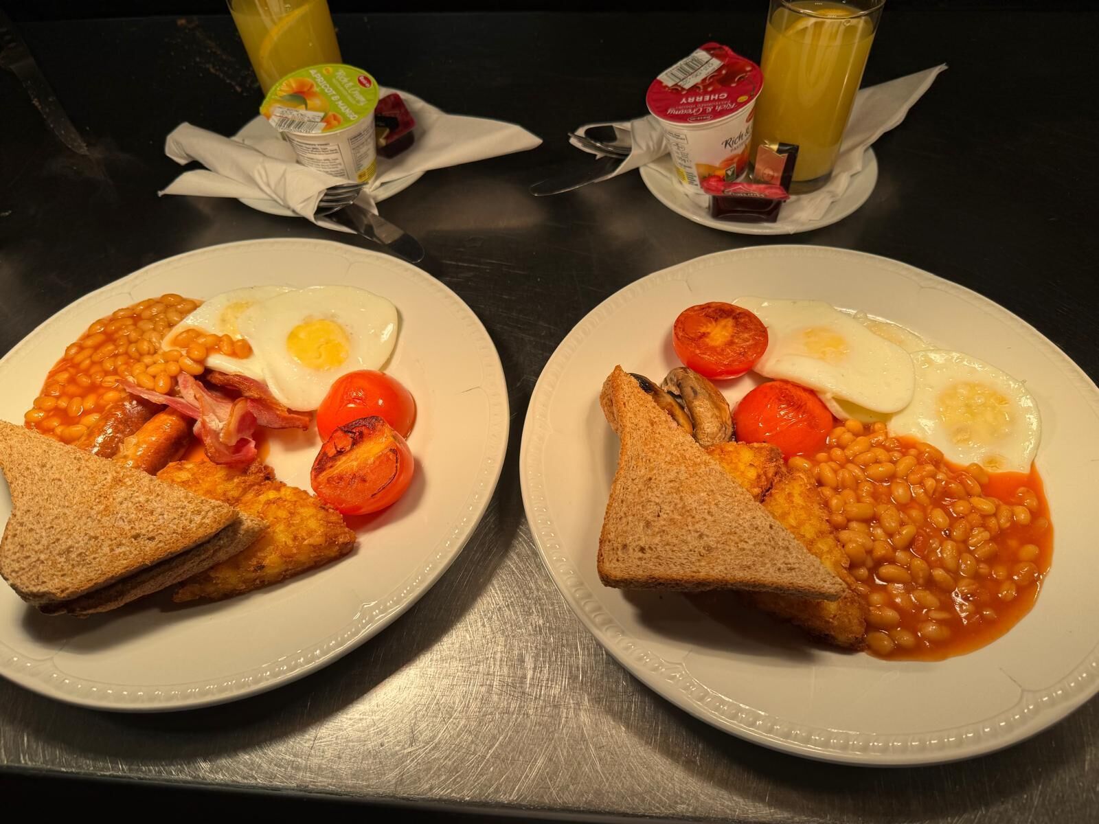 Photo - OYO The Chiltern Hotel