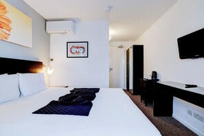 Deluxe Room, 1 Double Bed