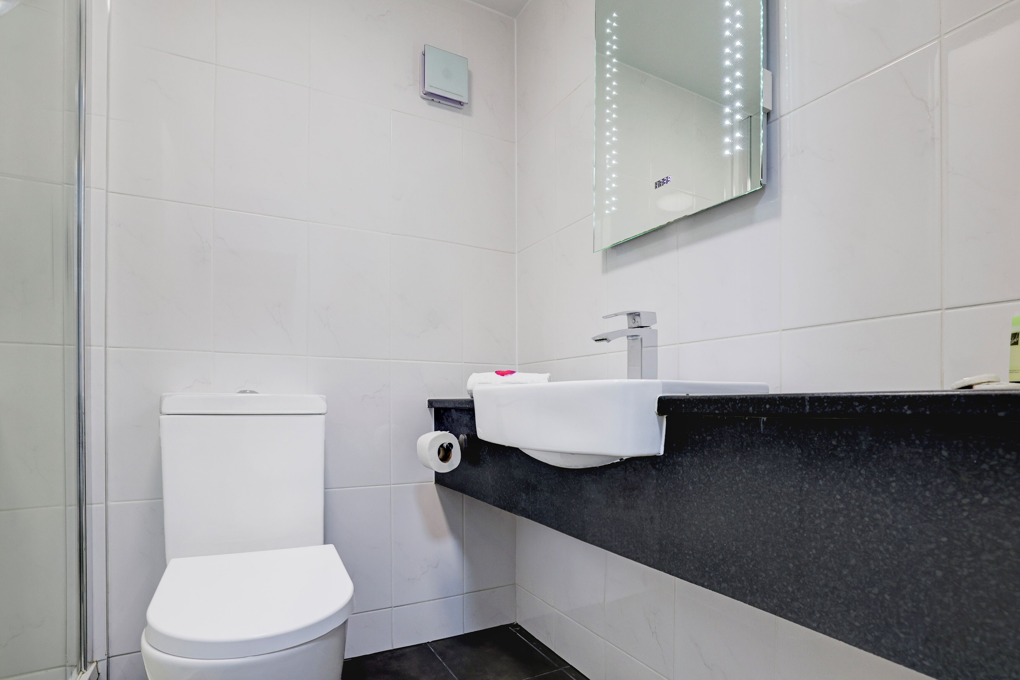 淋浴設備、免費盥洗用品、毛巾、衛生紙