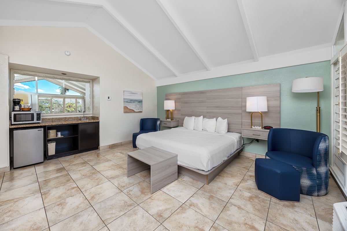 Pillow-top beds, minibar, in-room safe, desk