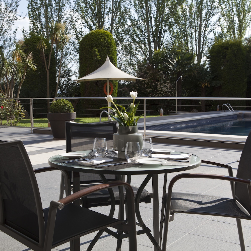 AC Hotel Sant Cugat by null