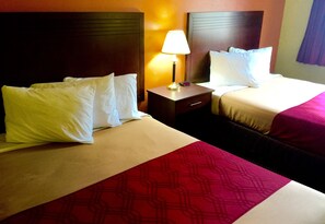 Standard Room, 2 Queen Beds, Non Smoking | Iron/ironing board, rollaway beds, free WiFi, bed sheets - Rodeway Inn Willamette River (Corvallis)