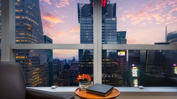 Rom – premier, 2 dobbeltsenger (Ball Drop View) | Byutsikt