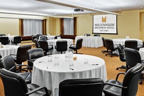 Meeting facility
