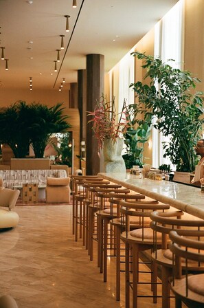 3 Bars/Lounges, Cocktailbar, Lobby-Lounge, Cocktailbar