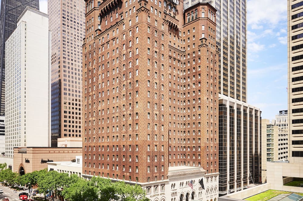 Warwick Allerton - Chicago