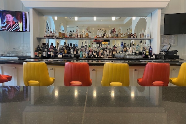 Bar (en la propiedad)
