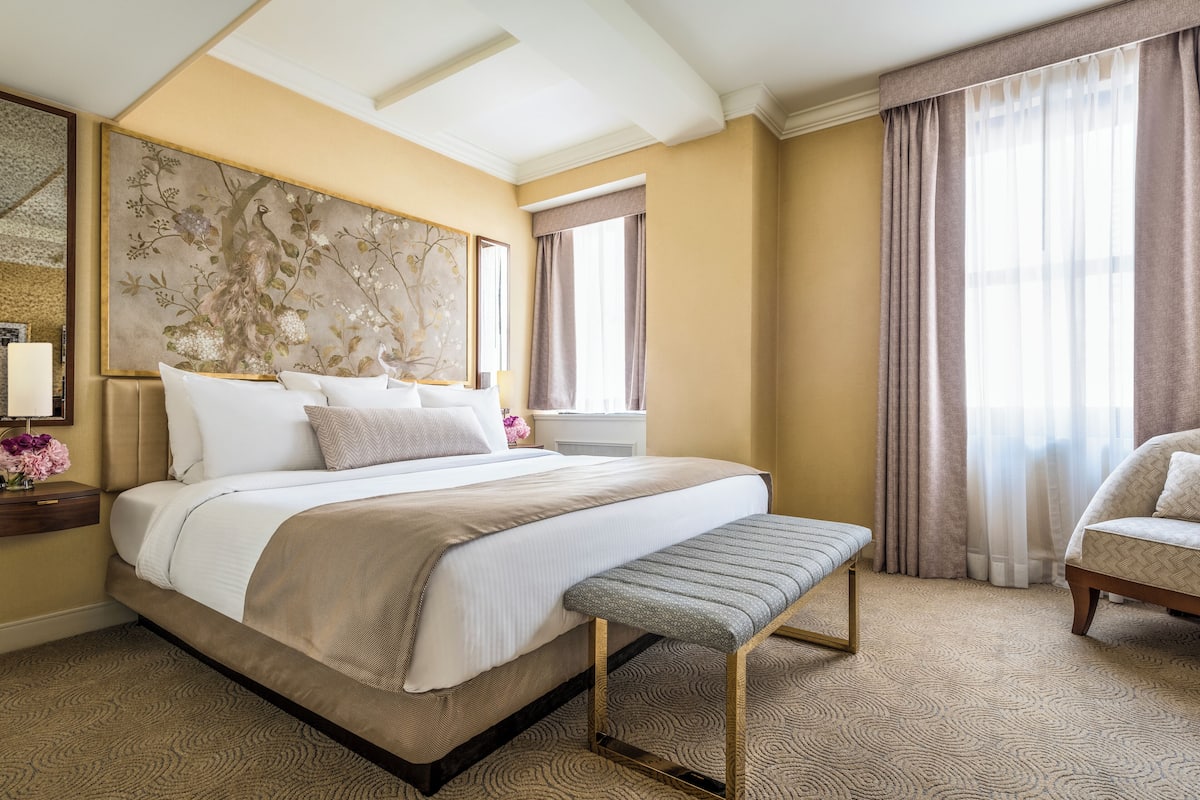 King Room | 1 bedroom, premium bedding, in-room safe, desk