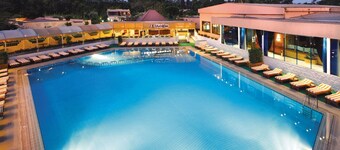 Cairo Pyramids Hotel