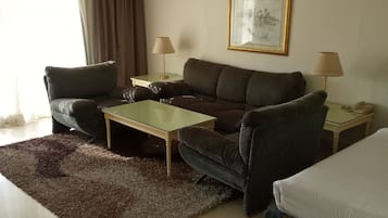 Televisión LED de 32 pulgadas con canales vía satélite y televisión