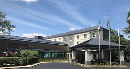 Holiday Inn & Suites Chicago-Carol Stream (Wheaton) by IHG