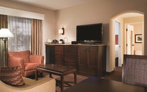 1 bedroom, premium bedding, down comforters, pillowtop beds