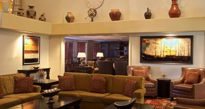 Embassy Suites by Hilton Flagstaff