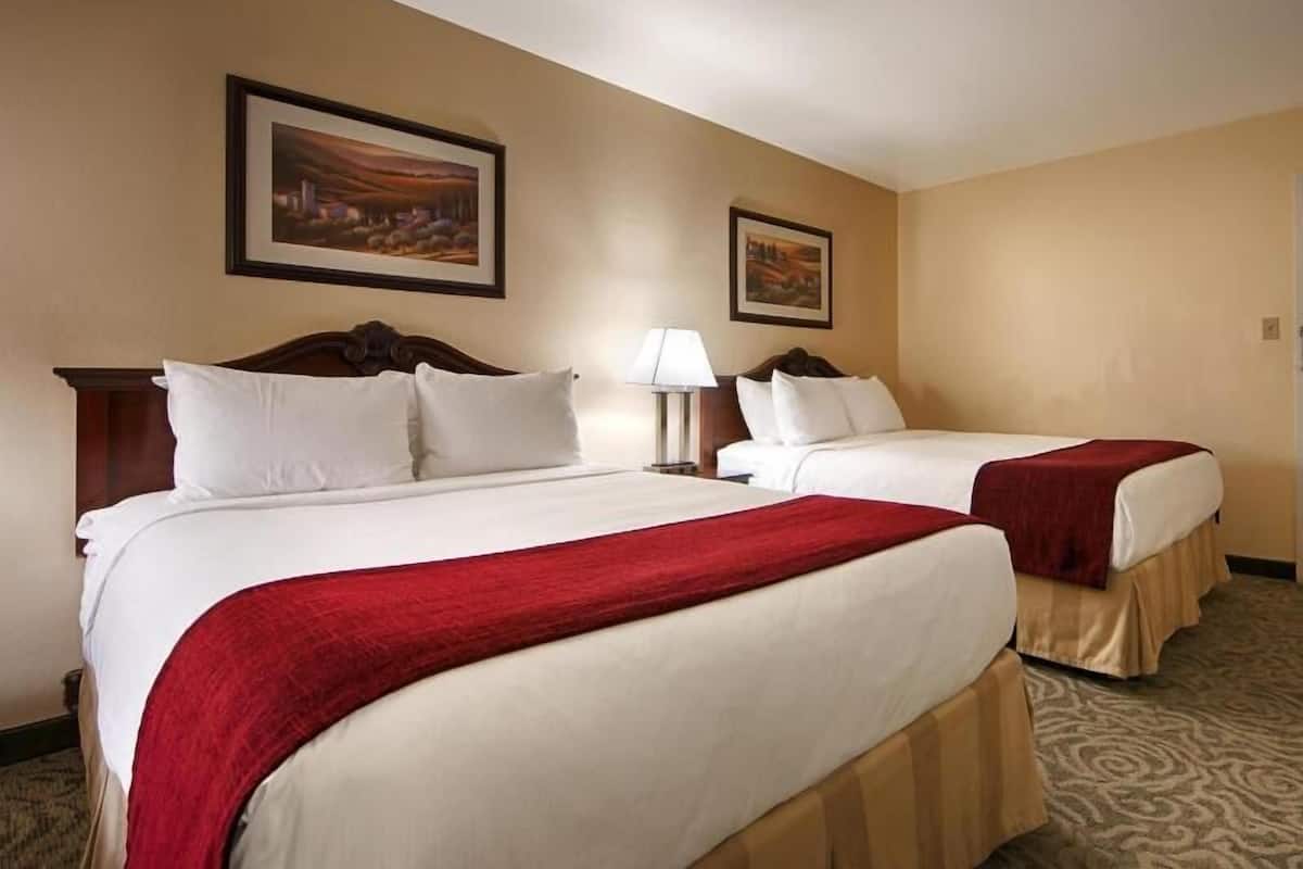 Bureau, espace de travail pour ordinateurs portables