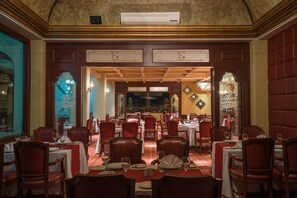 Banquet hall - Holiday Inn Guadalajara Expo by IHG (Zapopan)