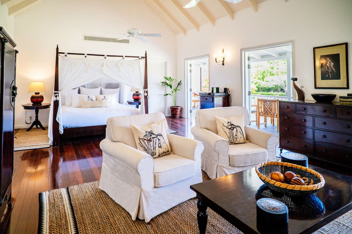 Deluxe Junior Suite | 1 bedroom, minibar, in-room safe, free WiFi