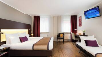 Coffres-forts dans les chambres, bureau, rideaux occultants