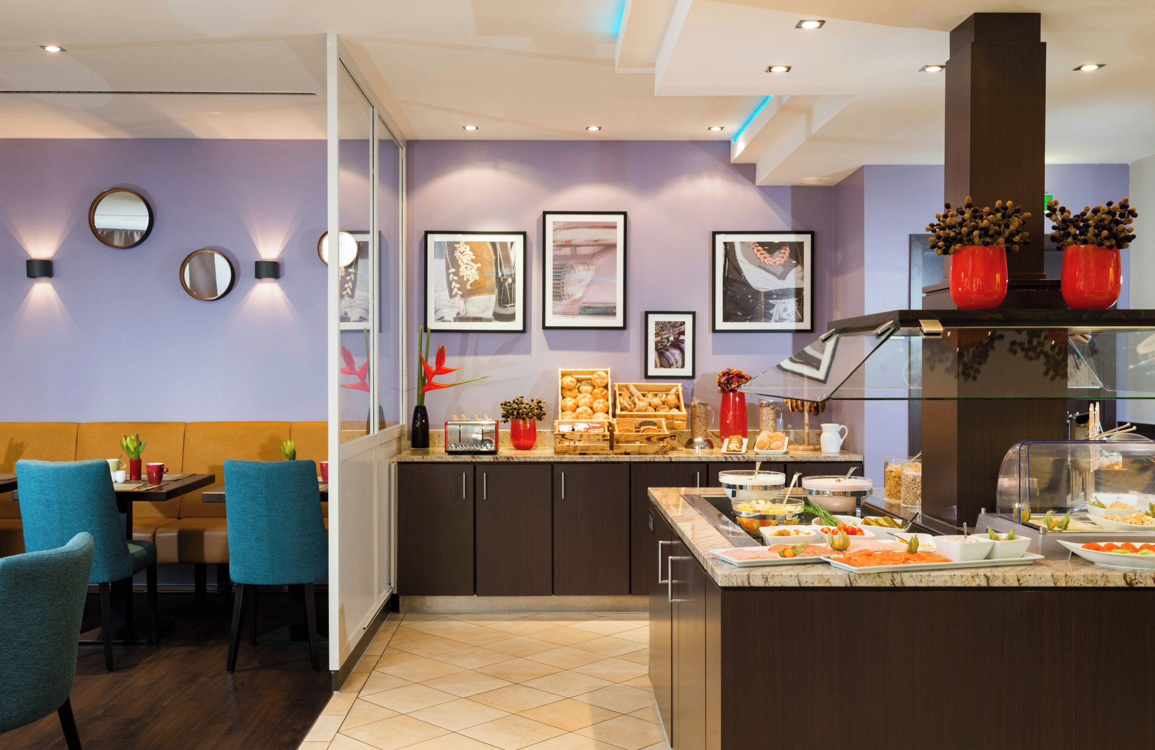 Tägliches Frühstücksbuffet (19 EUR pro Person)