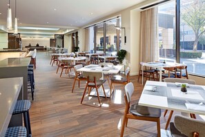 American cuisine - Hilton Pasadena (Pasadena)