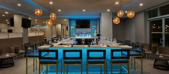 Embassy Suites by Hilton Montreal Airport