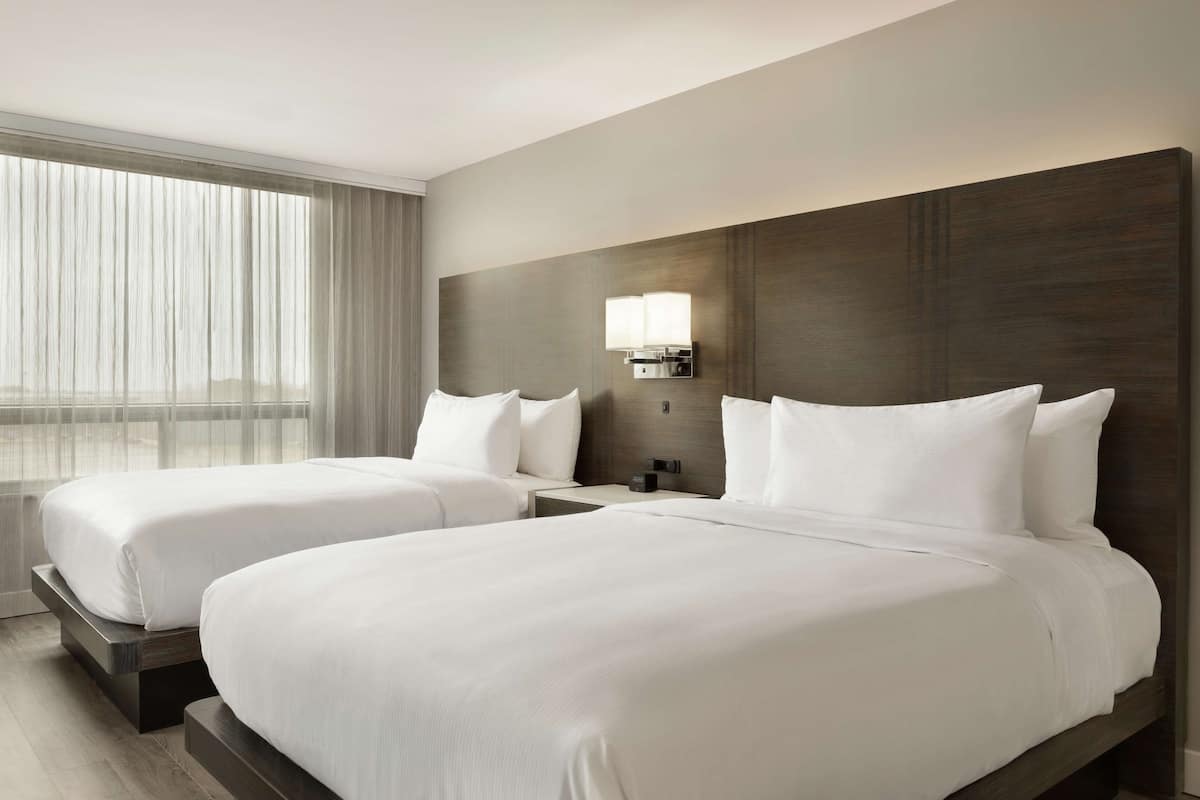 1 chambre, literie de qualité supérieure, surmatelas