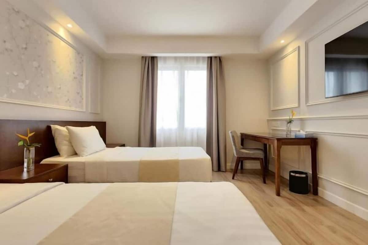 1 Schlafzimmer, Minibar, Zimmersafe, Schreibtisch