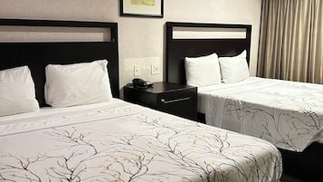 Individually furnished, desk, iron/ironing board, free WiFi