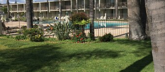 Valley Inn
