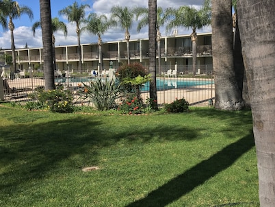Valley Inn