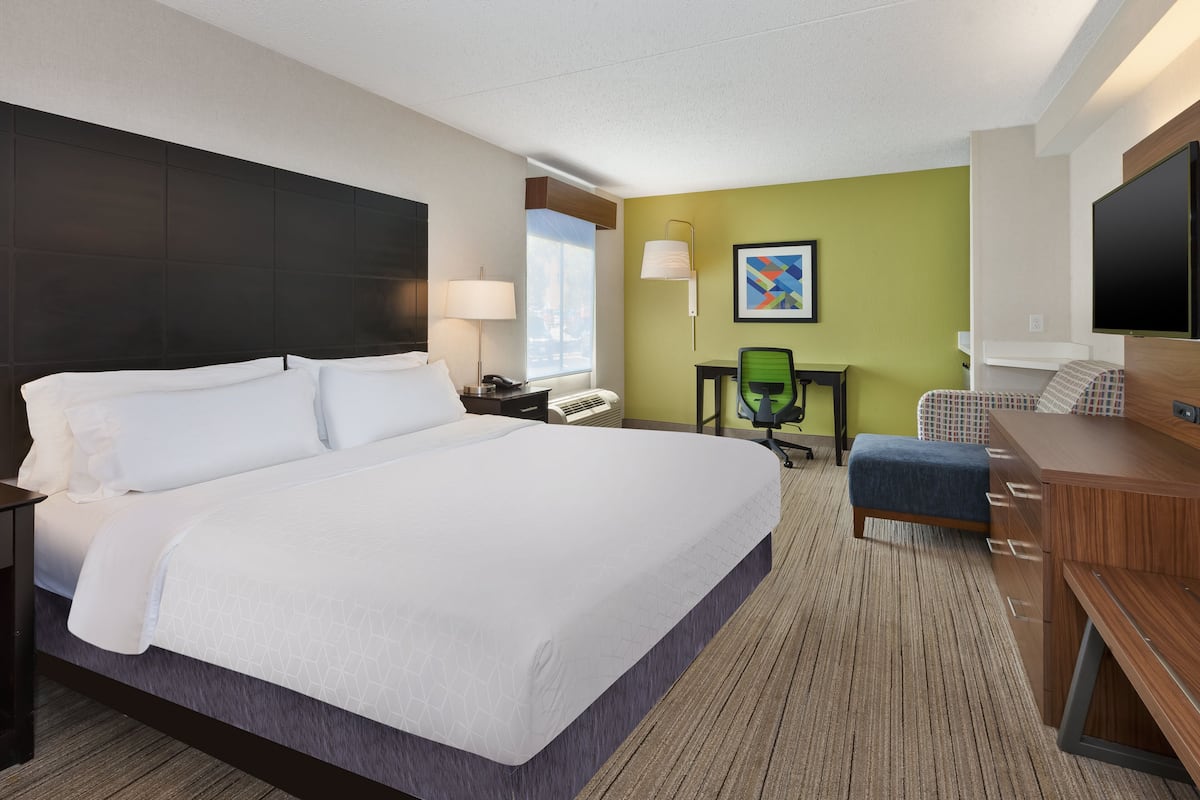 In-room safe, desk, blackout drapes, iron/ironing board