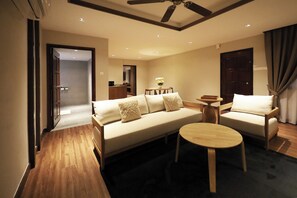Living area - Berjaya Tioman Resort (Tioman Island)